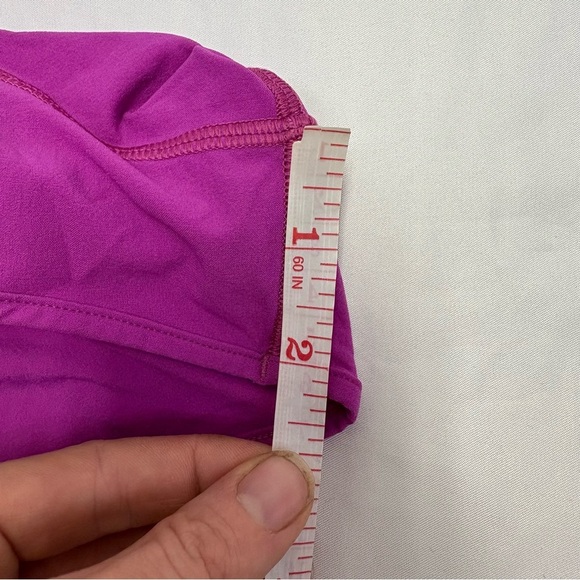 Lululemon Women’s 6 Pink Hotty Hot Running Lined Shorts 2.5” Lightweight Swift - Picture 8 of 8